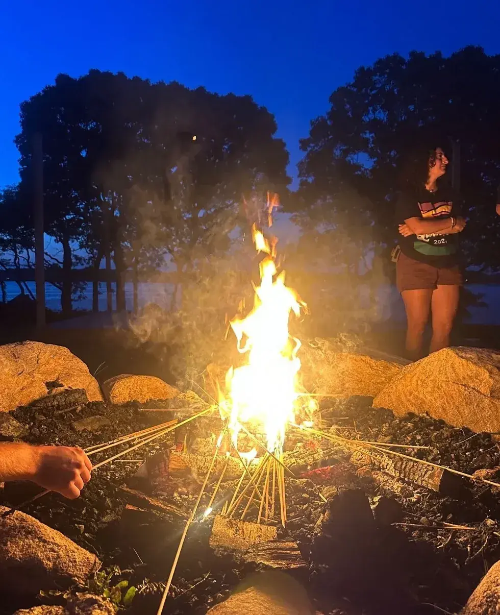 Bonfire night, Lake camp